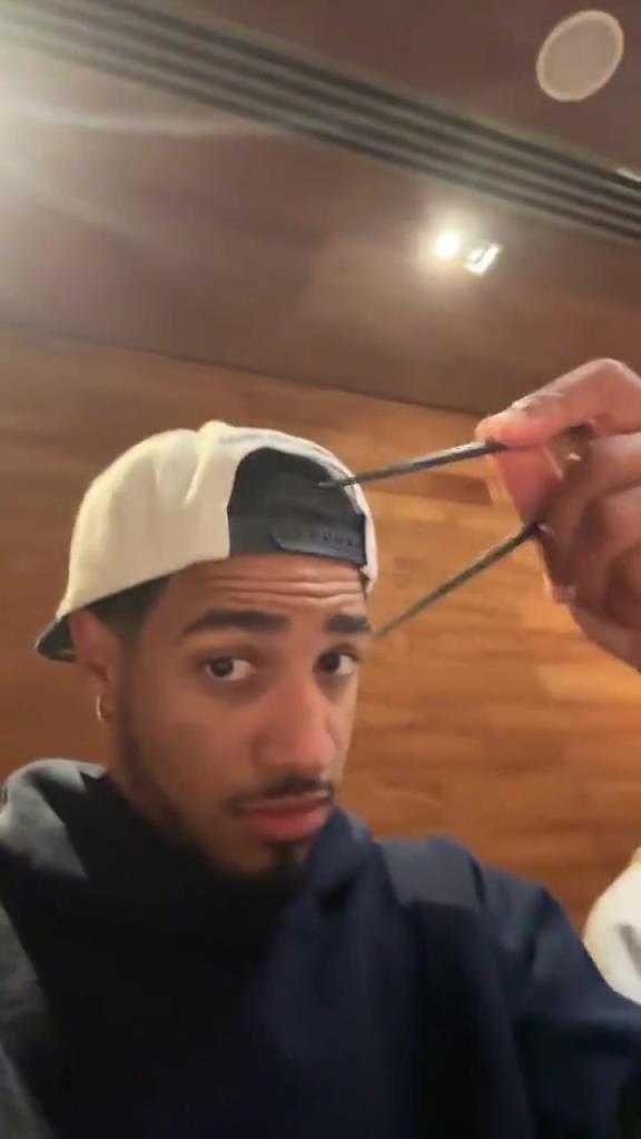 歸化歸化哈利伯頓這筷子拿的還挺標準?。?！