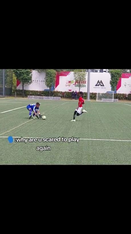 惡劣！這孩子可以終身禁止踢足球了