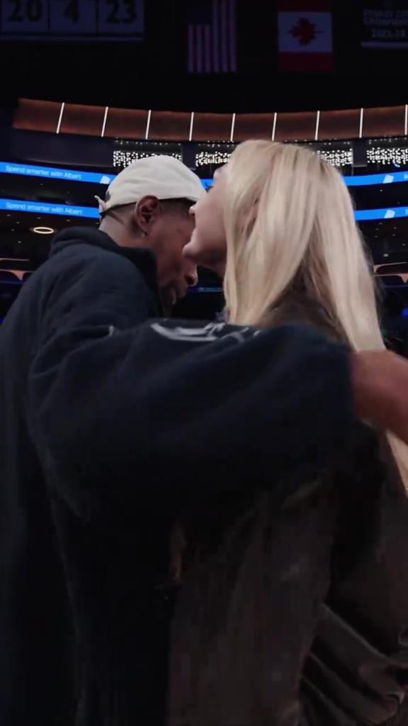 卡梅倫布林克這大長腿，KD都得多看幾眼