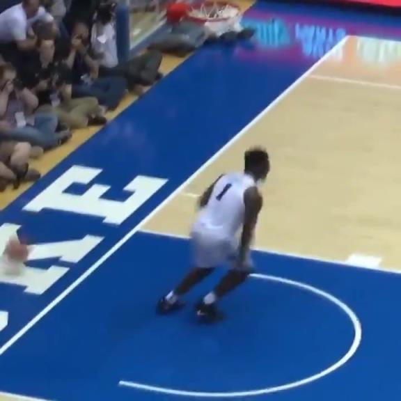 真的很炸裂！錫安大學(xué)時(shí)的球風(fēng)是真勁爆啊